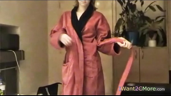 Amateur couple having some fun fucking