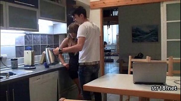 Amateur Couple SexTape 18 yo teen
