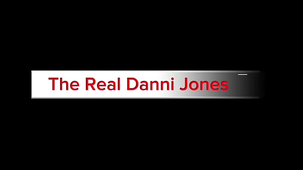 Mature Milf Danni Jones Gets A Special Store Delivery
