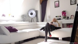 Penny Lee's Super Hot Photo Session Clip Will Make You Ejaculate So Hard!