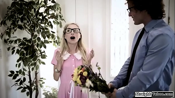 Virgin teen is blowbanged in front of bf